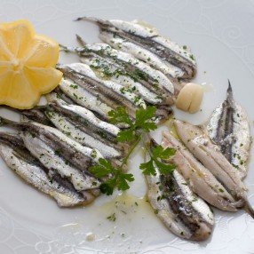 Boquerones en vinagre tarrina 250 grs